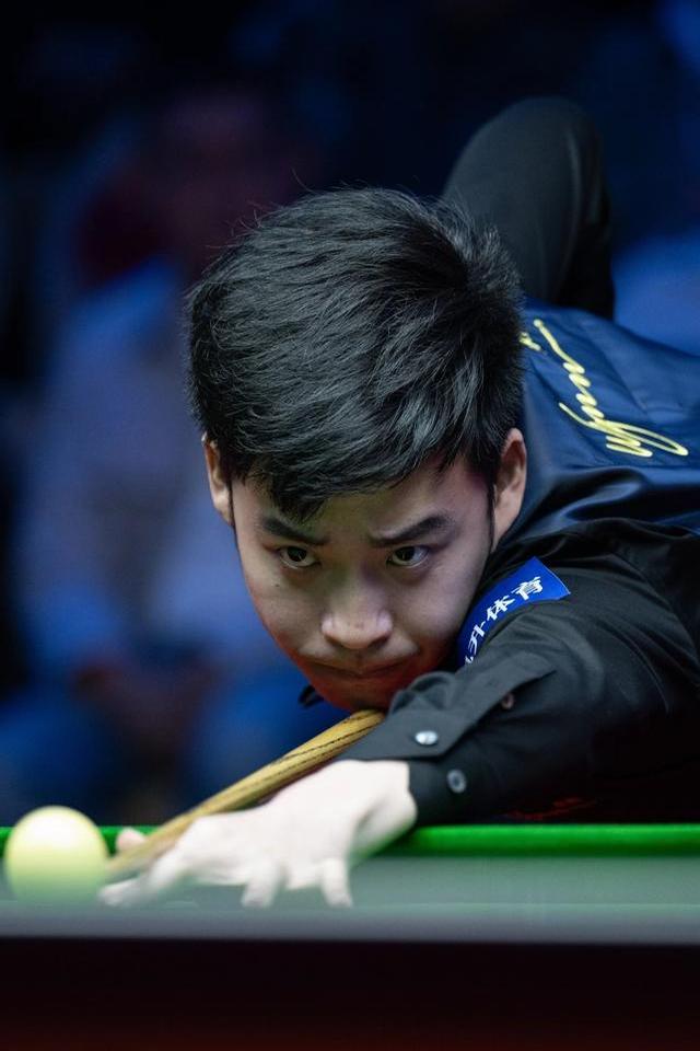 员提供更多 员提供更多